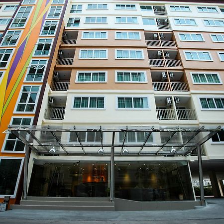 Patt Apartamentos con servicio Chonburi Exterior foto